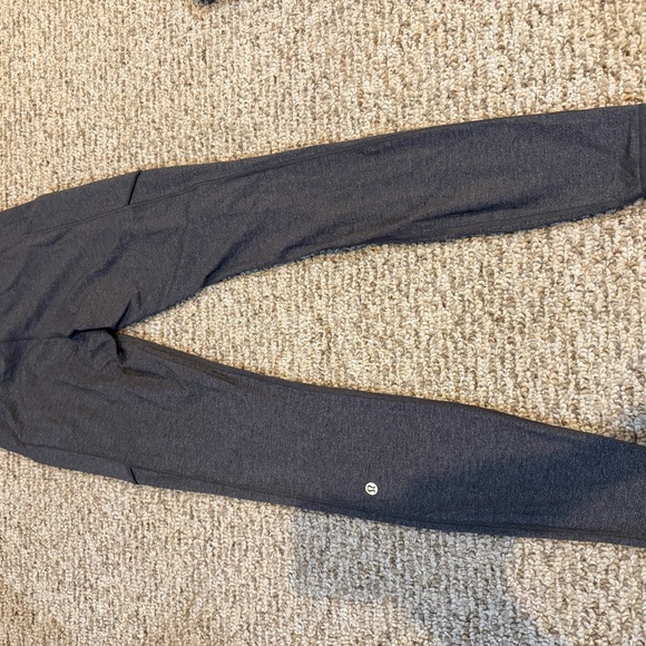 lululemon athletica grey leggings - Picture 3 of 3